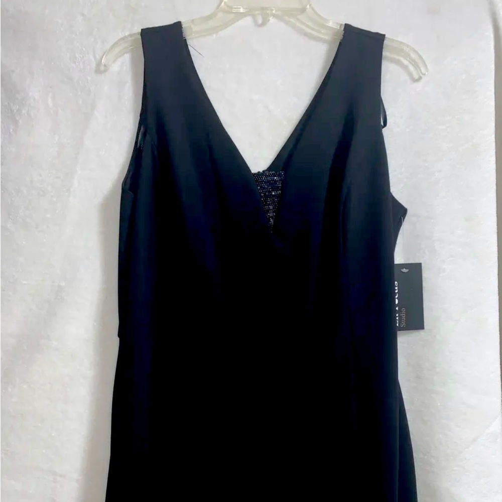 NWT Women's En Focus Studio Black Bodycon V-neck Dress Size 14
